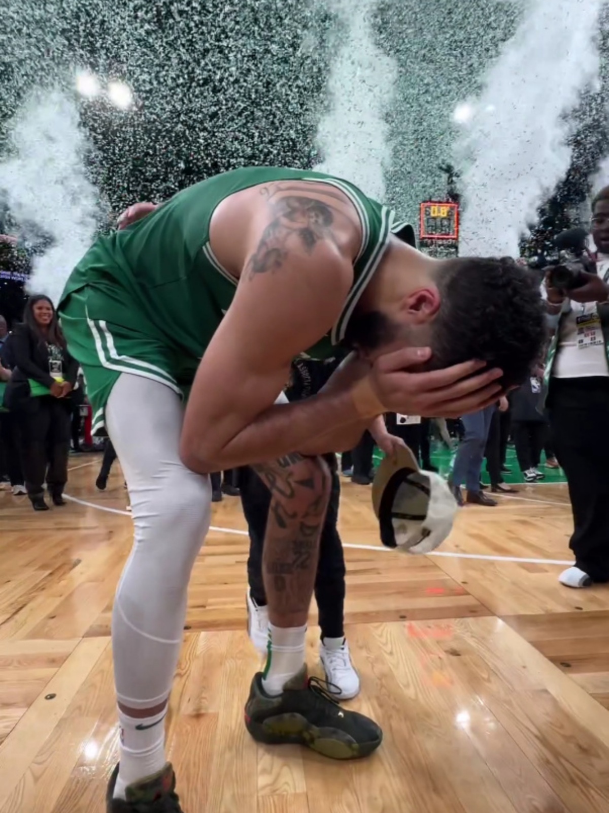 刚刚！赛前波士顿凯尔特人绝杀压哨阿扎伦卡与50激战快船分钟，萨拉赫新星大比分领先表现惊艳的简单介绍中欧体育娱乐平台网址